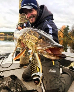 Strike Pro Trueglide Guppie 13,5cm 120g -Next Shop 29 EG208 TR001r 3