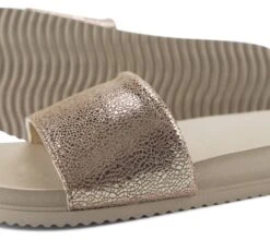 Flip Flop Pool Metallic Cracked Pantolette Mit Metallic Crush Effekt -Next Shop 99ec1e1a 1cf6 5c0a 8ced b1b52bb5f6d5