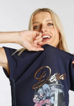 DELMAO Print-Shirt Mit Geblümten Anker-Logodruck - NEUE MARKE! -Next Shop bbba395d 6c24 5eda 9a12 5c59018cc9f3