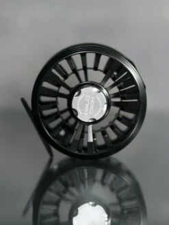 Guideline Halo DH Fliegenrolle Black Stealth 9 Guideline Halo DH Fliegenrolle Black Stealth -Next Shop guideline halo dh fliegenrolle zwheihandrute switchrute 2